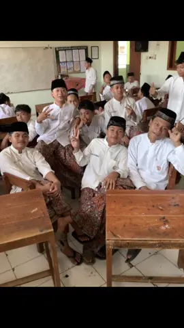 abang di qudsi,dedek di mana?🤭 #elqudsymania1919 #qudsiyyahpride #kudus #foryoupage 