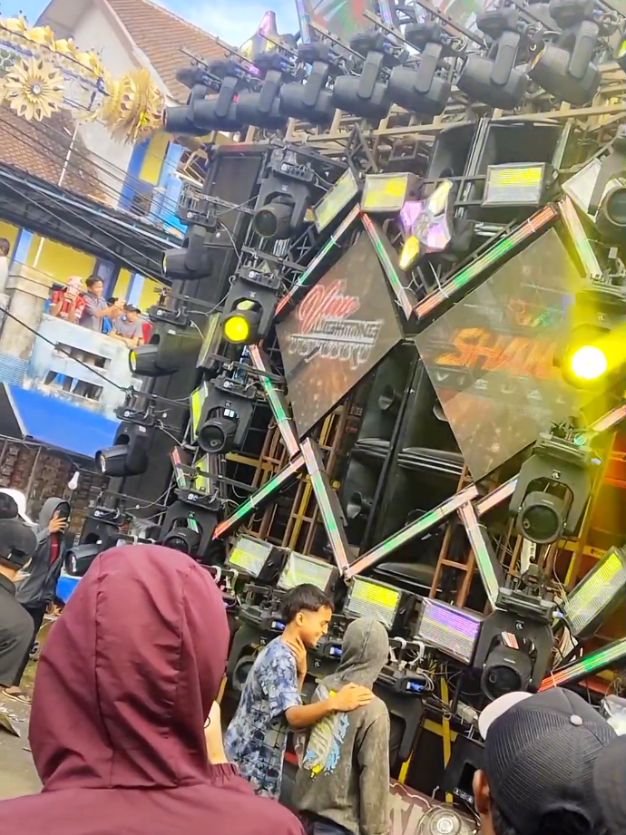 riswanda cak wan mode mboiss menuju finish di karnaval gampingan #karnaval #gampingan #gampinganpagak #riswanda @riswandaofficial1 