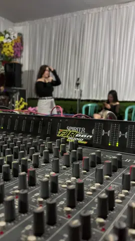 terguncang Efek vokalnya 😂 #soundsistemindonesia #sound #tiktok #purworejo 