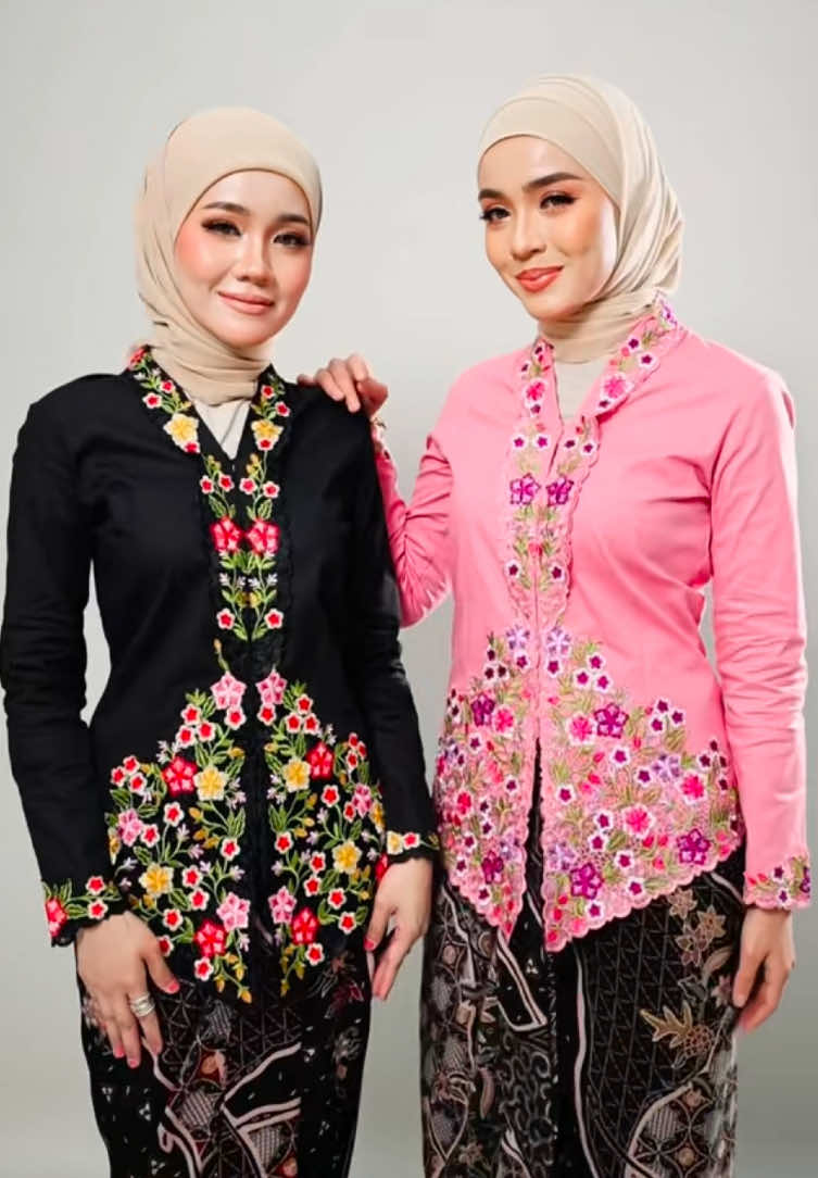 JULIA KEBAYA NYONYA Restock Available #amirrbasri #kebaya #sulam #nyonya #tradisional 