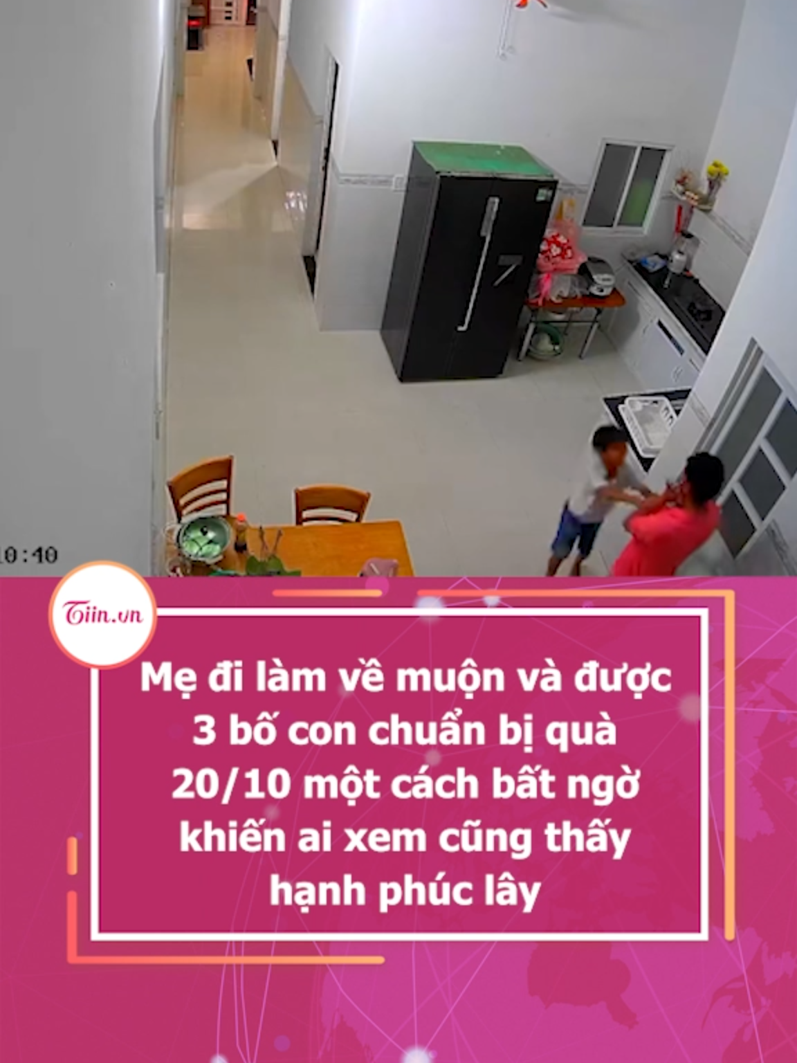 Mẹ đi làm về muộn và được 3 bố con chuẩn bị quà 20/10 một cách bất ngờ khiến ai xem cũng thấy hạnh phúc lây #tiinnews