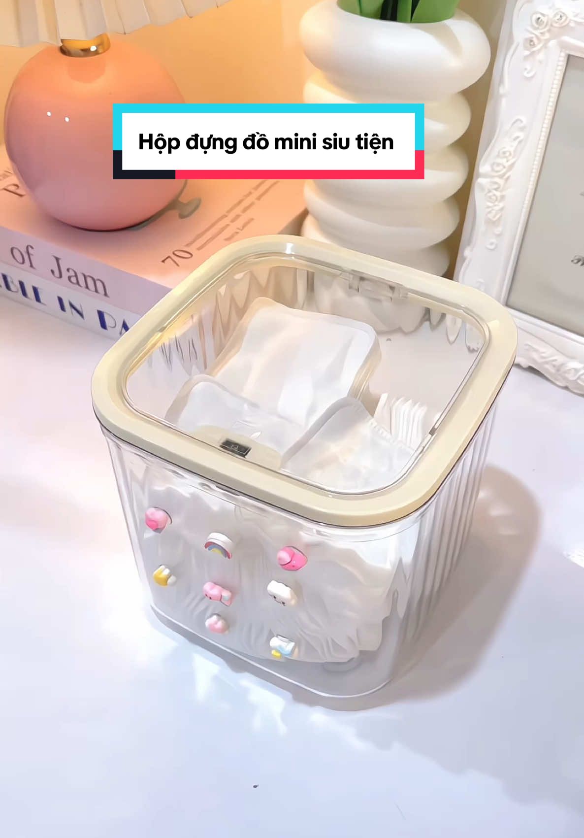 T sẽ sắm thêm 3 hộp nữa để đựng bột tắm với đồ cột tóc linh tinh hihi #thungdungracmini #hopdungbongtaytrang #hopdungdo #hopdungdomini #giadungtienich 