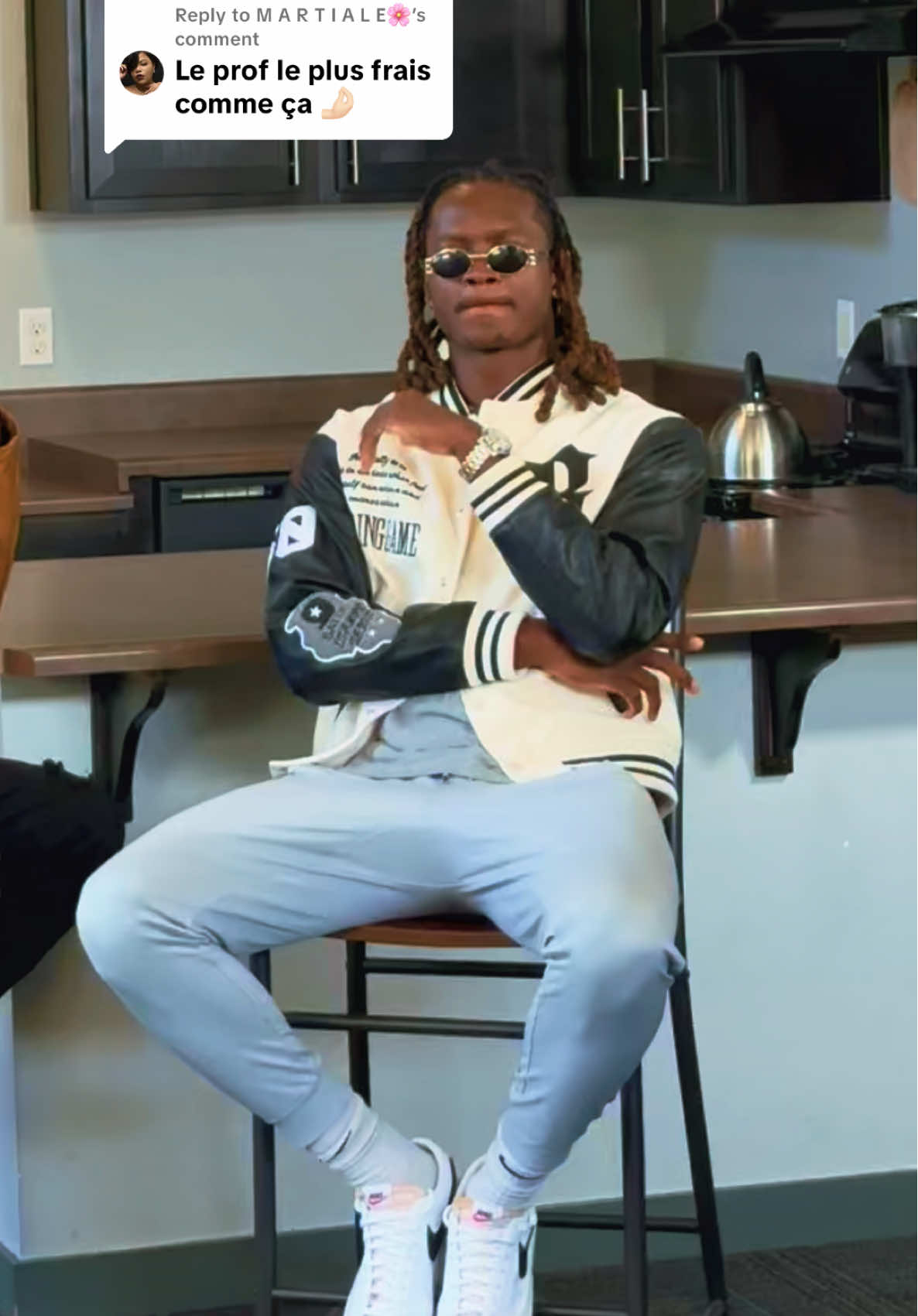 Replying to @M A R T I A L E🌸 