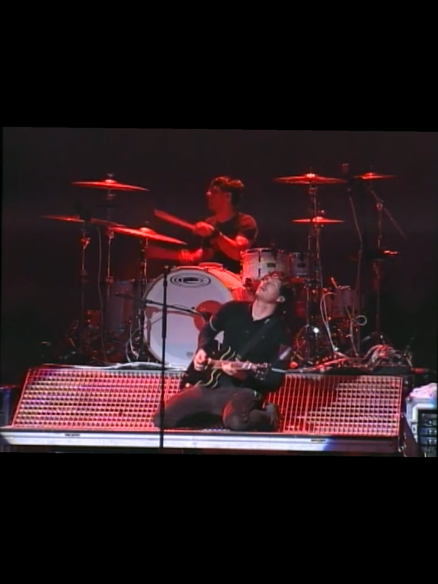 #angelsandairwaves #tomdelonge #davidkennedy #atomwillard #ryansinn 