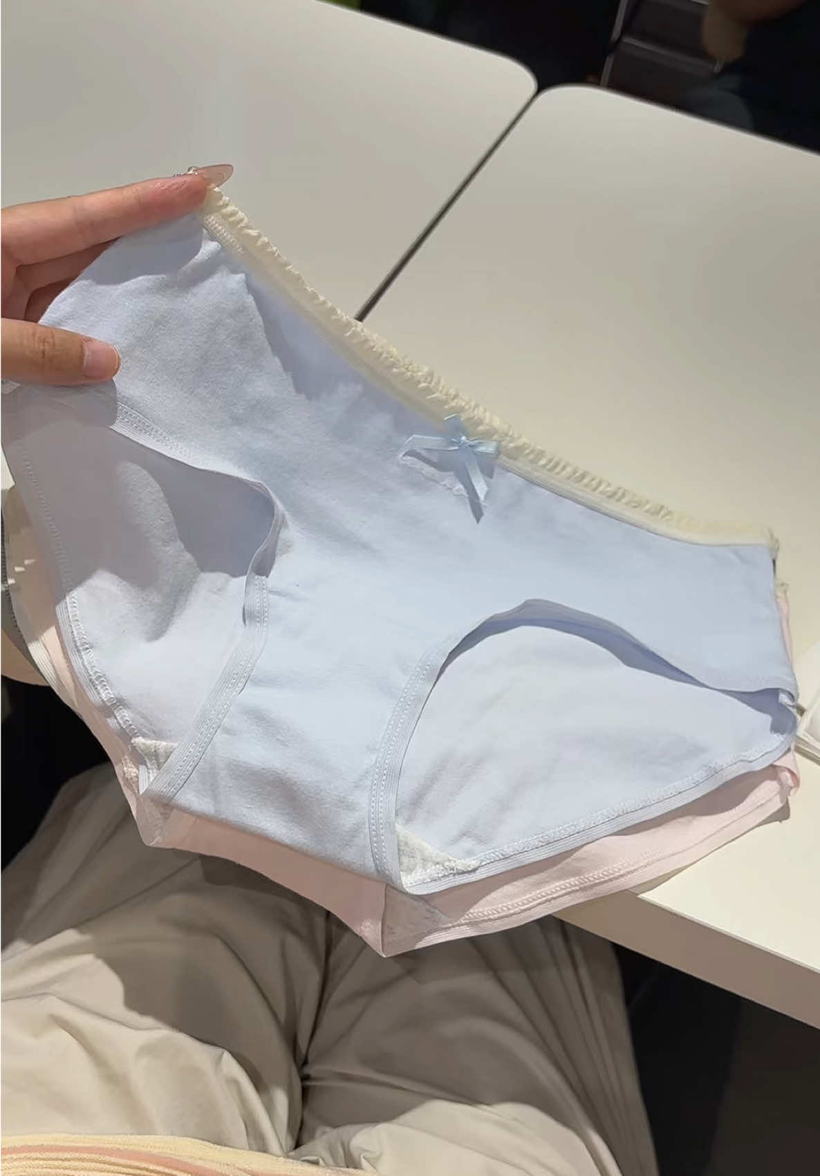 Quần chip cotton mềm đơn giản dễ chịu.  #noiynu #quanchip #quanchipcotton #quanchipredep #dolot 