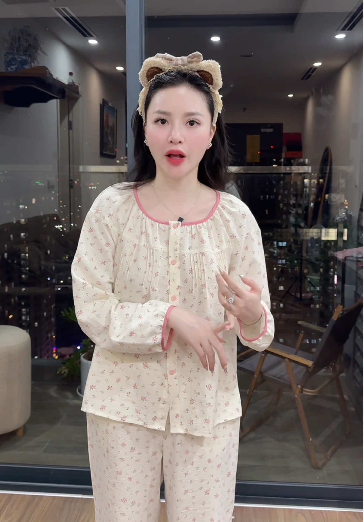 Nhẹ nhàng xinh iu ạ