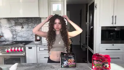 (FULL VIDEO) SPICY RAMEN TRUTH OR DARE **FT SPECIAL GUEST #kalogerassisters #sundaykalogeras #demitrakalogeras #elianakalogeras #noahrisling 