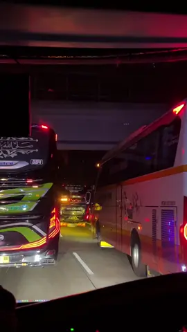 tebak dr kabin bus apa ni yaa #busmalam 