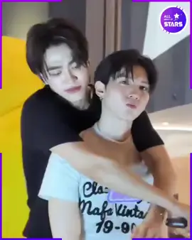 #blfangirl #သဲသဲကဲကဲအတွဲလေးချစ်လိုက်တာ🧡💗💗 #ထာဝရချစ်သွားမယ်😍😍😍😍❤💚💛 #ကျောက်ပန်းတောင်းသူလေး😍😘 