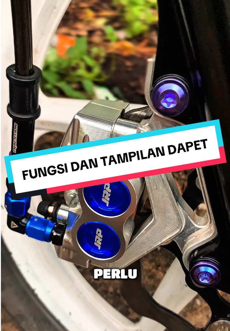 Kaliper 4 piston JRP, tampilan ganteng — rem makin nempel! 🔥 Pilih kanan atau kiri sesuai posisi cakram motor kalian Full CNC, kuat, ringan, dan pakem.  #KaliperJRP #PartRacing #JRP4Piston #RemPakem #aksesorismotor 