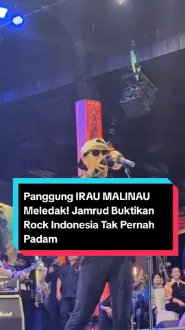 MALINAU, Kaltaraaktual.com– Suasana Lapangan Padan Liu’ Burung, Malinau, Kalimantan Utara, Selasa malam (21/10/2025), berubah menjadi lautan manusia. Ribuan penonton dari berbagai penjuru daerah memadati arena utama Festival Budaya IRAU ke-11 dan HUT ke-26 Kabupaten Malinau untuk menyaksikan penampilan spektakuler dari band legendaris Jamrud. Dari lagu pembuka hingga penutup, Jamrud sukses membakar semangat penonton dengan deretan lagu hits mereka seperti Surti Tejo, Ningrat, Selamat Ulang Tahun, Putri, dan Pelangi di Matamu. Suara lantang vokalis Krisyanto yang khas berpadu dengan petikan gitar Tajul membuat penonton bernyanyi bersama, menciptakan momen penuh energi dan nostalgia. #jamrud #nostalgiacore #irau #malinau #fypage 