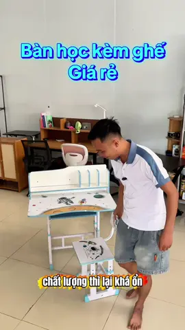 Các bé sẽ mê chiếc bàn này lắm đây 🥰 #banhoc #banhocsinh #banhockemkesach #banhocgiare  @Chú Toản Chân Đất 