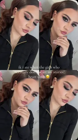 i be geeking fr🤣 #fyp #girlsgirl #photoshoot 