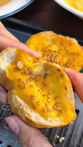 Xốt phô mai Tanzy ngon thơm beo beo #thaooimacgi #xotphomai #xotphomaitanzy #banhmisotphomai #mukbang 