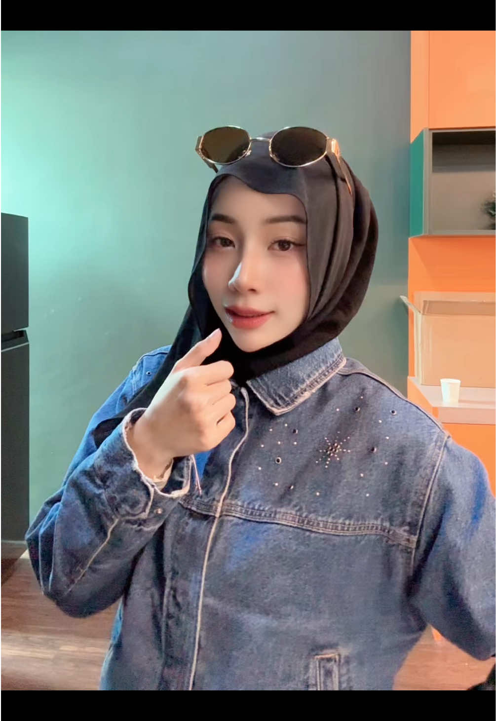 hi second account 😜