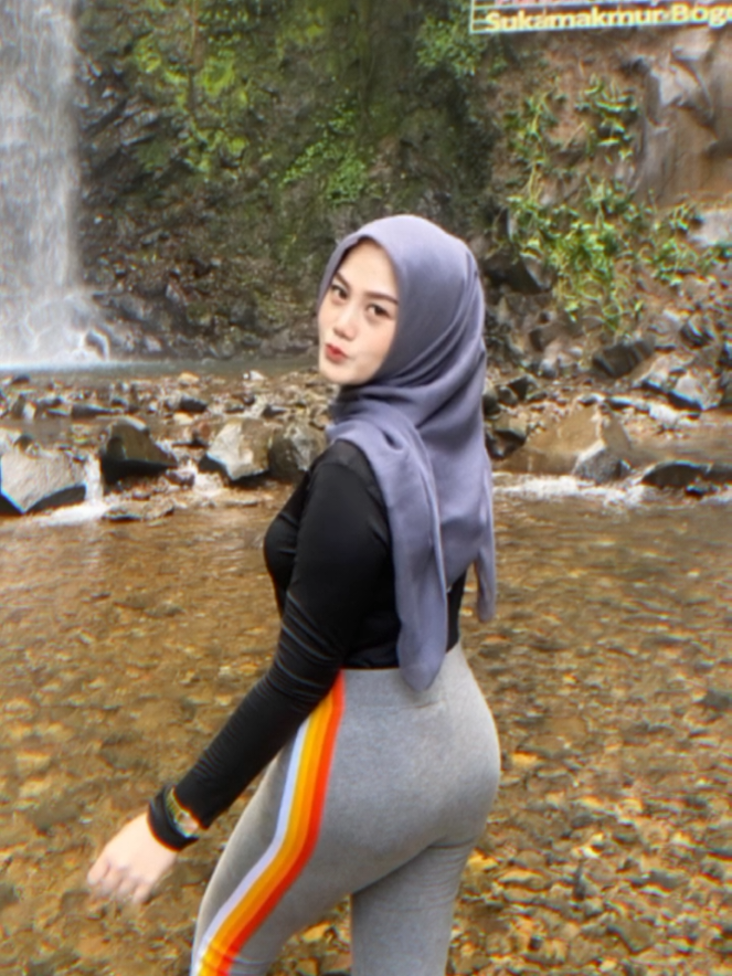 enak lagunya🥴#fypシ゚ #fyp 
