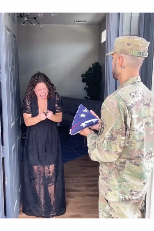 Fallen soldiers coming home#fallensoldier #soldier #Homecoming #respect #sad  
