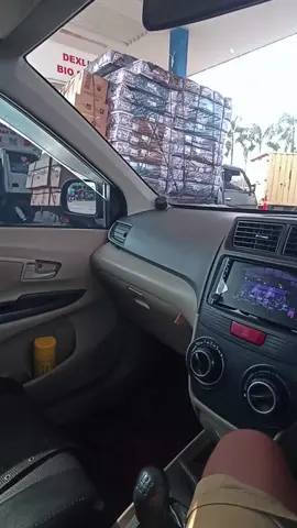 #mentahanvideo #nyetirmobil #jalan #mentahanvideo 