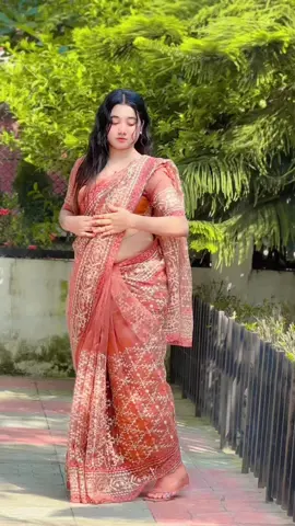 Sari from :@সুবর্ণছোঁয়া 