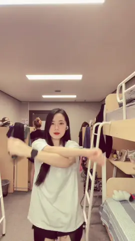 Nyc 🗣️:Sao em trẻ trâu vậy🤦‍♀️#yfppppppppppppppppppppppp #yfpシforyou #유학생🇰🇷🇻🇳 #38hatinh #viralvideo 