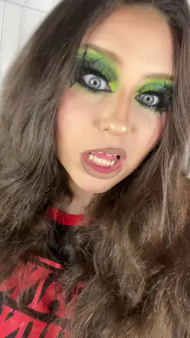 #makeup #makeuplooks #halloween #eyeshadow 