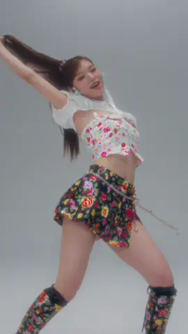 🅲🅾🆂🅼🅾🆂🆈は世界を変える  #himesha #de_hana #kamión #amei #cosmosy #コスモシー #코스모시 #princesskiss #프린세스키스 #the_aend #디앤드 