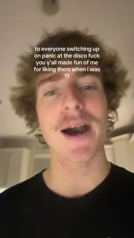 ik panic isn’t niche or anything but i swear ppl are switching sides so hard recently #panicatthedisco #switchup #fake #derp #bussyslaya