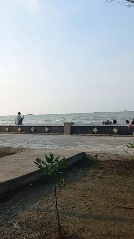 berlibur di pantai indah tegal #pantai #pantaivibes #liburan 