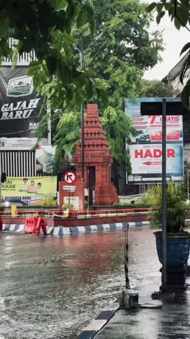 Mjs rain vibes#fyp #foryoupage #mojokerto24jam #mojosari #jowopride 