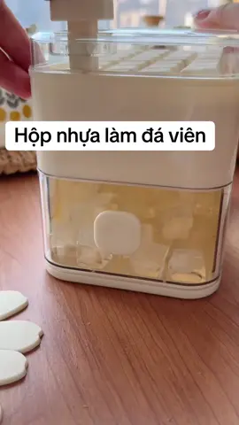 Hộp nhựa làm đá viên#giadungthongminh #dungcunhabep #beanh #hoplamda 