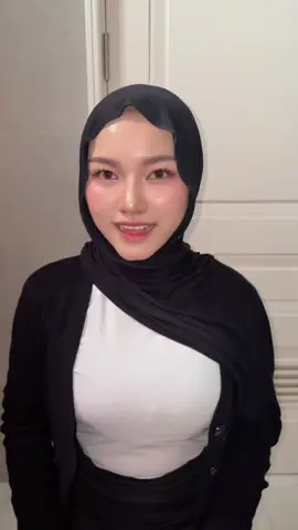 kesayangan aku, matte cushion skintific💙