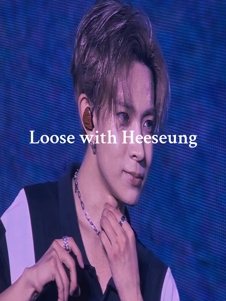 [Engenes singing loose together with Heesung😗] Walk The Line in Singapore Day 3 . Follow for more iconic fancams💕 #walk_the_line_in_singapore #enhypentour #enhypenwtl #fyp #creatorsearchinsight @enhypen 