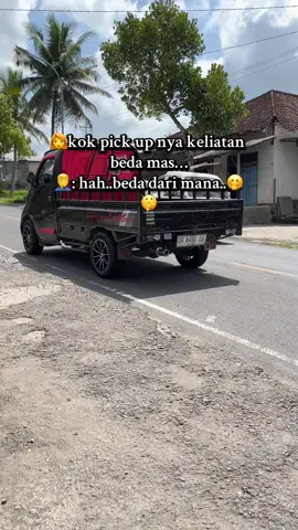 Beda dari mananya….🤗 #coverjok #pickup #mobilpickup #pickupindonesia #pickups #pickupganteng #pickupmodifikasi #granmaxpickup #pickupgrandmax 