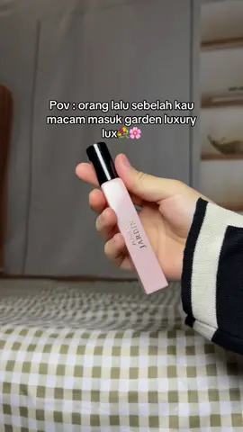 Rasa macam princess dekat garden blooming flower🌸🌷 #perfume #zoufunperfume #perfumeforwome #beautyinfullbloom #guccibloom 