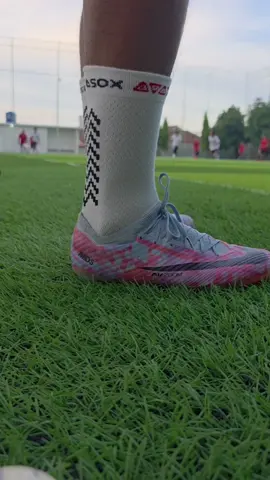 varian terbaru dari kaoskaki ultrasox ultra thin di design khusus buat kamu yg suka dengan kaoskaki tipis  #ultrasox 