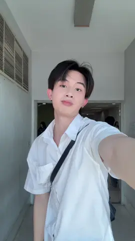 ข้างหลังอะไรน้อ