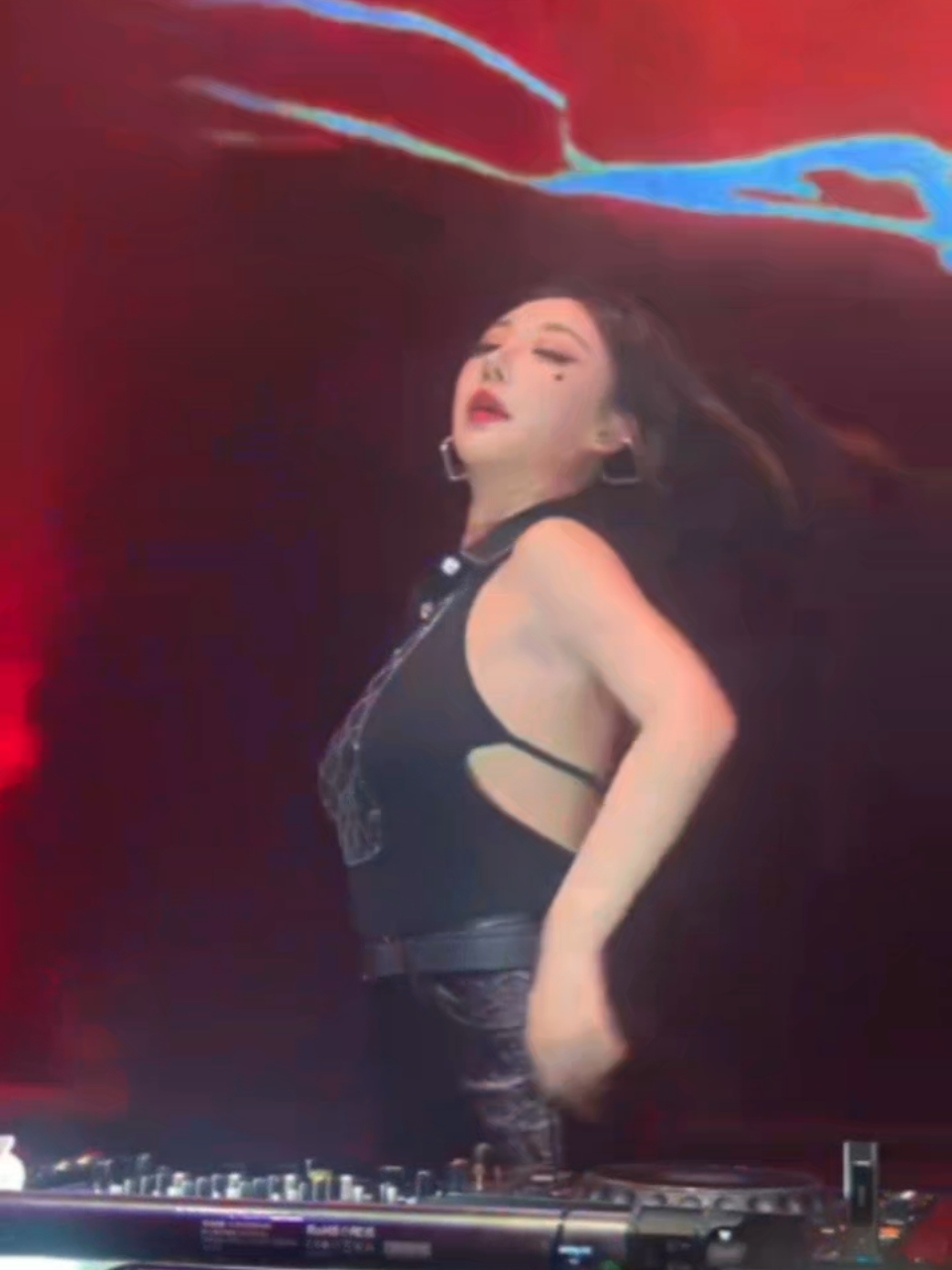 #dancer #music #djremix #edm #sweetgirl 