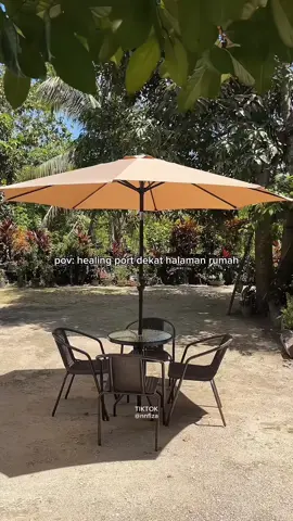 Now dah ada port lepak best dekat rumah! Bolehla healing sambil minum kopi dengan family pastu layan angin sepoi-sepoi gituu🤭 Kalau letak meja & kerusi dekat balcony indoor pun lawa.  #setmejakerusi #healingport #outdoor #setmejaoutdoor #mejakopi #portlepak #payunghealing 