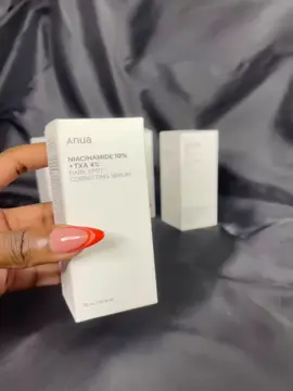 For just K150 😍 get your glow on with Anua Niacinamide Serum! ✨ ✅ Fades dark spots & acne scars ✅ Brightens dull skin for that natural radiance ✅ Controls excess oil & minimizes pores ✅ Strengthens your skin barrier for a healthy glow 💧 Clear, smooth, and glowing skin starts here don’t sleep on this deal! 💕 Contact: 0972255133 or 0973034193 Price: K150 Location: Lusaka(online) NOTE: we deliver countrywide  ##zedtiktok🇿🇲🇿🇲🇿🇲🇿🇲❤️##niacinamide##GlowUp##zedtiktok🇿🇲🇿🇲