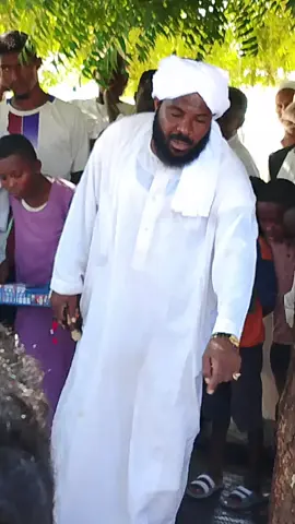 استغفر الله العظيم  سبحان الله العظيم واتوب اليه استغفرالله 