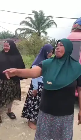 Ya Allah sabar kak Imelda semoga sehat sukses dan buat dia menyesal.. apa semua laki laki kalo uangnya banyak gitu ? semena mena sama perempuan? nauzubillah #safitri #imelda #safitriaceh #acehviral #safitriolshopaceh #pppk #fyp #fyppppppppppppppppppppppp 