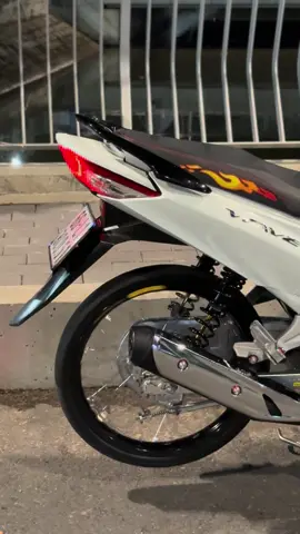 🤍🔥 #xuhuong #wave125i_ไฟเลี้ยวบังลม #fuled125i #future125i 