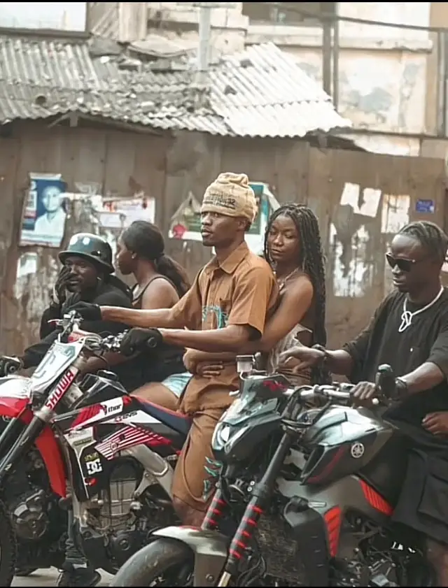 #kwesiarthur501 #kwesiarthur #kwesiarthurfans #music #song 