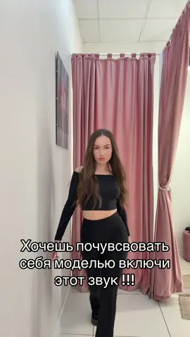 Тайра Бенкс нервно курит в сторонке #модель#тренд#юмор 