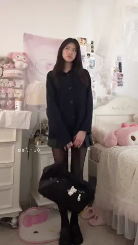 I am Awkward Sorry #outfitinspo #outfitcheck #OOTD 