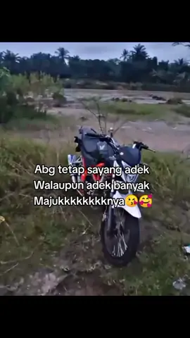tetap sayang kok abg dek@zyaaa #cb150r #cb150rjarijarimedan #cb150rmodifikasi #cbkepalamonyet #pesonacb #fyp #fyppppppppppppppppppppppp