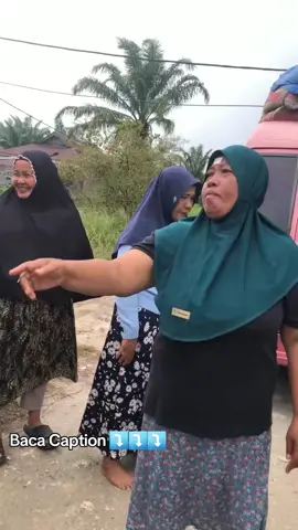 Selain karena dicerai suami yg lulus P3K, salah satu yg menarik perhatian dari viralnya video kak Melda Safitri di Aceh Singkil ini adalah tetangganya yg mensupport beliau. Jadi pelajaran sama kita semua, baek-baek lah kita bertetangga, karena apapun yg terjadi dalam rumah kita, tetanggalah yang lebih dahulu akan mengetahuinya  #laburaku #labura 