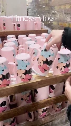Cưng lắm ạ , Cốc Minnie hồng chính hãng Disney #batdiadep #dethuong #disney 
