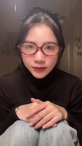 Unbox …. 🎁 …… #fyp #happy #viral #cute 