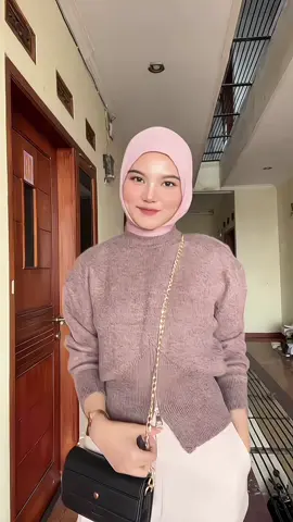 #sweter #wanita #outfit 